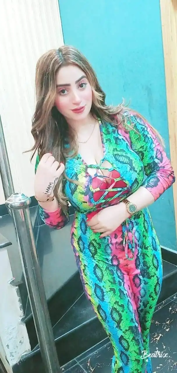 Premium VIP call girls in Lahore offering discreet companionship in DHA and Gulberg luxury hotels